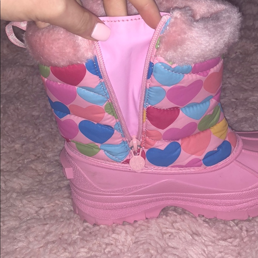 Snow Boots - Picture 3 of 6